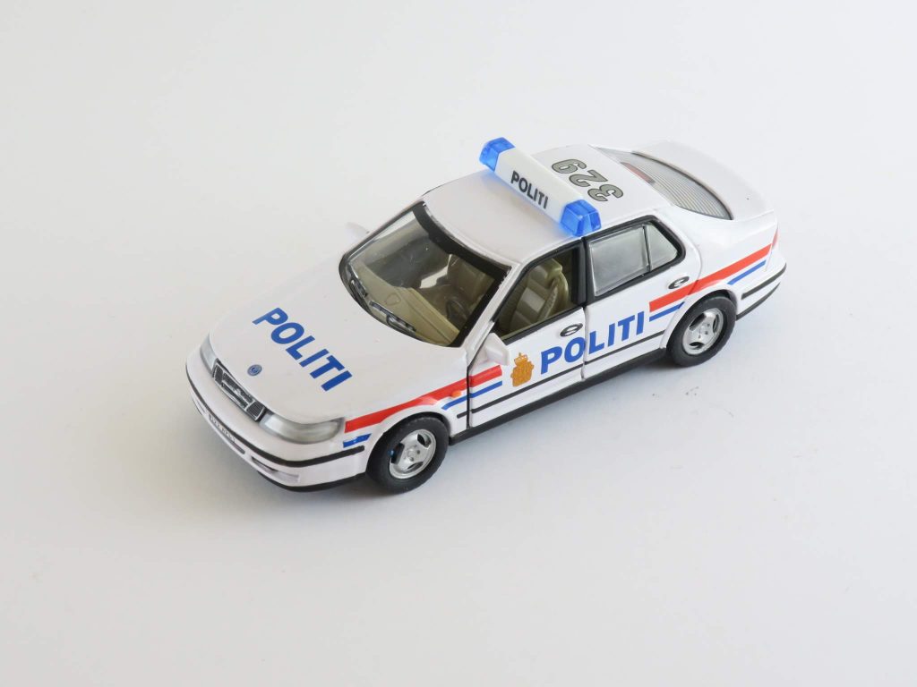 Saab 9-5 Sedan Politi Norway – Junior driver Hongwell