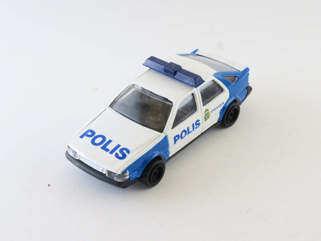 Saab 9000 1985 CC Turbo 16 Polis Sweden – Corgi Toys